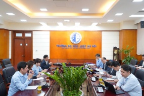 VIAC gặp gỡ và làm việc với Ban lãnh đạo Trường Đại học Luật Hà Nội (HLU)