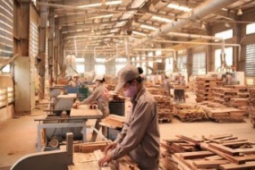 Cẩn trọng trong ký kết hợp đồng xuất khẩu hàng hóa