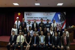 Lễ bế giảng Chương trình đào tạo Giám đốc điều hành - CEO khóa II năm 2017