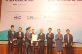 Lễ ra mắt Trung tâm Hòa giải Việt Nam (VMC) và công bố Quy tắc Hòa giải 2018