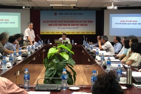 Cần động lực phát triển mới để Việt Nam không bị kéo lê