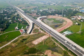 Kích hoạt nguồn lực tư nhân nhìn từ việc đầu tư Cao tốc Bắc - Nam