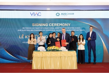 VIAC and AusCham Vietnam signed MoU to foster legal risk management and promote sustainable trade & investment between Vietnam and Australia 