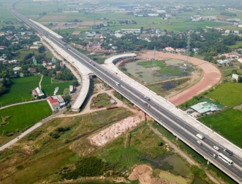Kích hoạt nguồn lực tư nhân nhìn từ việc đầu tư Cao tốc Bắc - Nam
