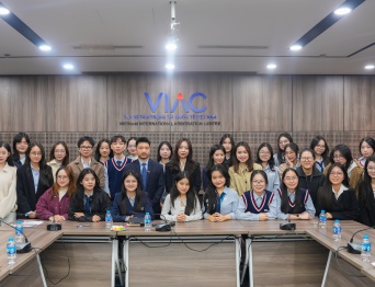 VIAC tiếp đón và trao đổi cùng Đoàn sinh viên Khoa Luật Quốc tế Học viện Ngoại giao