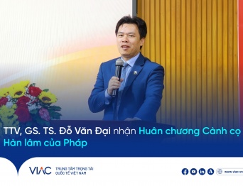 TTV, GS. TS. Đỗ Văn Đại nhận Huân chương Cành cọ Hàn lâm của Pháp