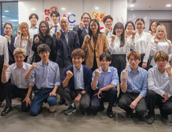 VIAC tiếp đón và làm việc với đoàn công tác Trường Đại học Ritsumeikan (Nhật Bản) 