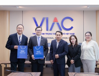 VIAC had a working session with representatives from the eBRAM International Online Dispute Resolution Centre
