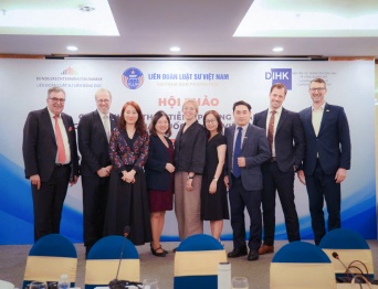 Representatives of VIAC had a meeting and shared insights at a Seminar with the German Federal Bar, the German Chamber of Commerce and Industry the German Arbitration Institute & the Vietnam Bar Federation