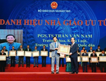PGS.TS., Trọng tài viên Trần Văn Nam được trao tặng Danh hiệu Nhà giáo Ưu tú theo Quyết định số 1582/QĐ-CTN của Chủ tịch nước ngày 25/12/2023