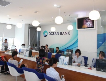 Nhà đầu tư ngoại muốn chi phối 3 ngân hàng mua lại bắt buộc