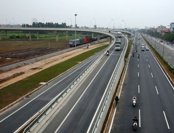 Từ vụ VEC “cấm xe”, rất cần ban hành luật về PPP