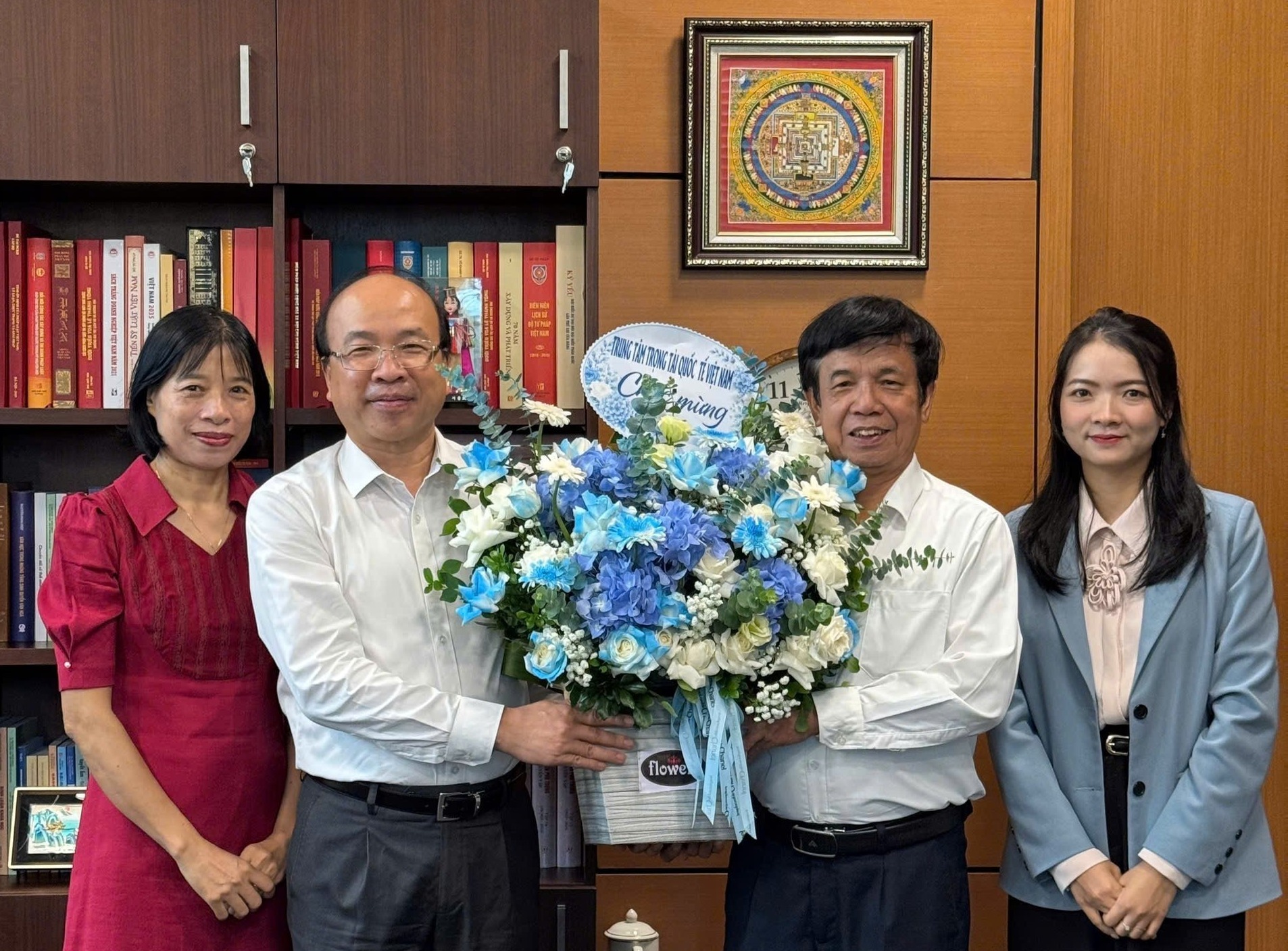 VIAC chúc mừng Thứ trưởng Bộ Tư pháp, Trọng tài viên Phan Chí Hiếu được bổ nhiệm giữ chức Chủ Nhiệm Ủy Ban Pháp Luật và Tư Pháp của Quốc hội khóa XVI