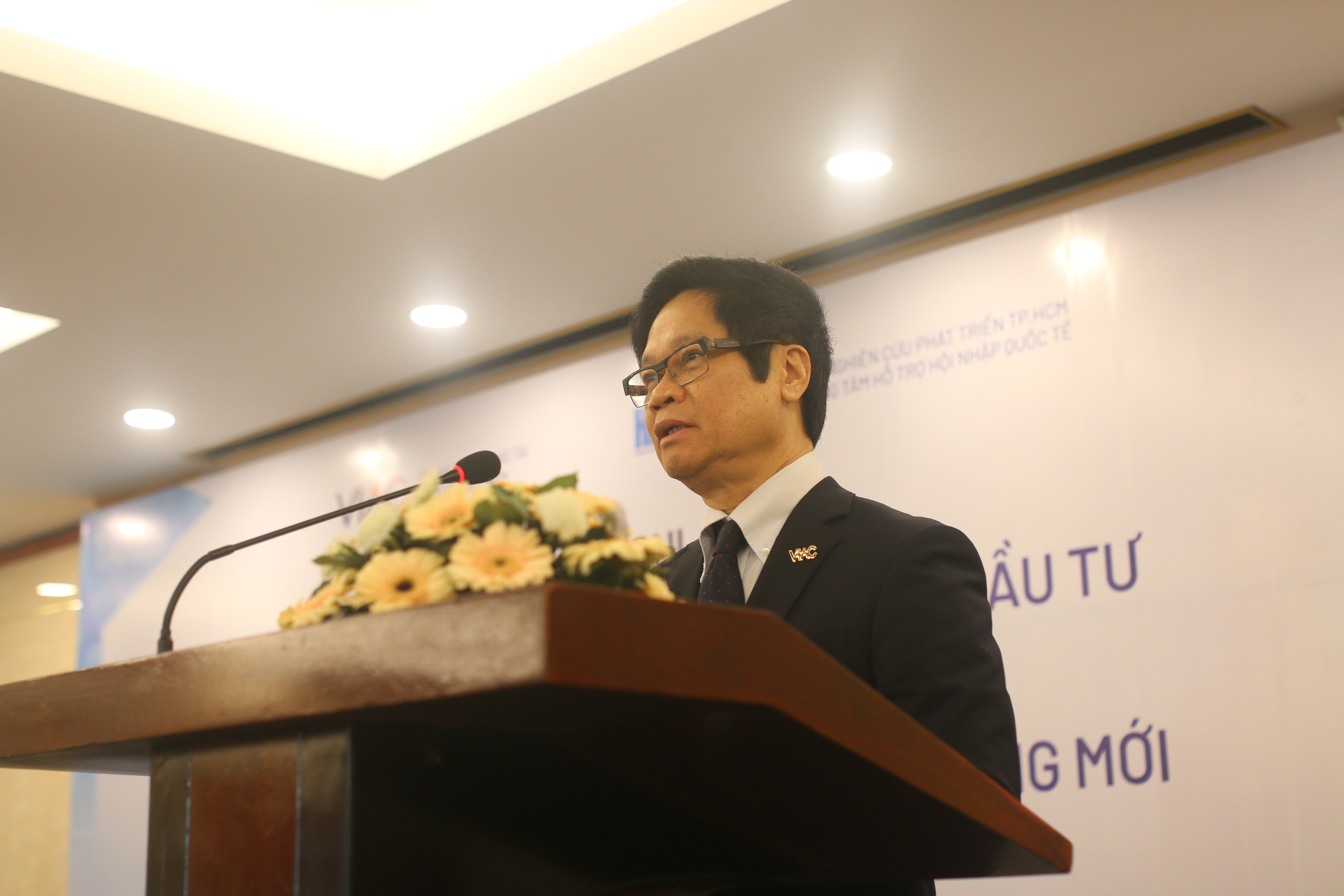 TS. Vũ Tiến Lộc - Đại biểu Quốc hội, Chủ tịch Trung tâm Trọng tài Quốc tế Việt Nam